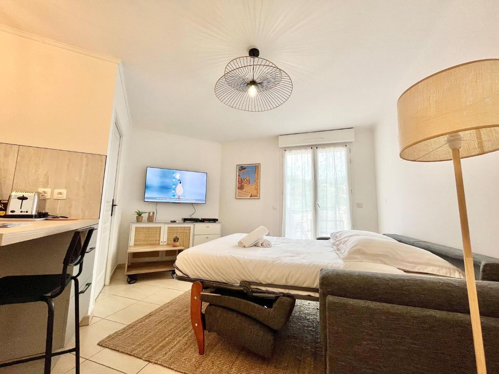 'La Villa Melanie' Neuf, Equipe, Terrasse, Centre Menton Exteriör bild