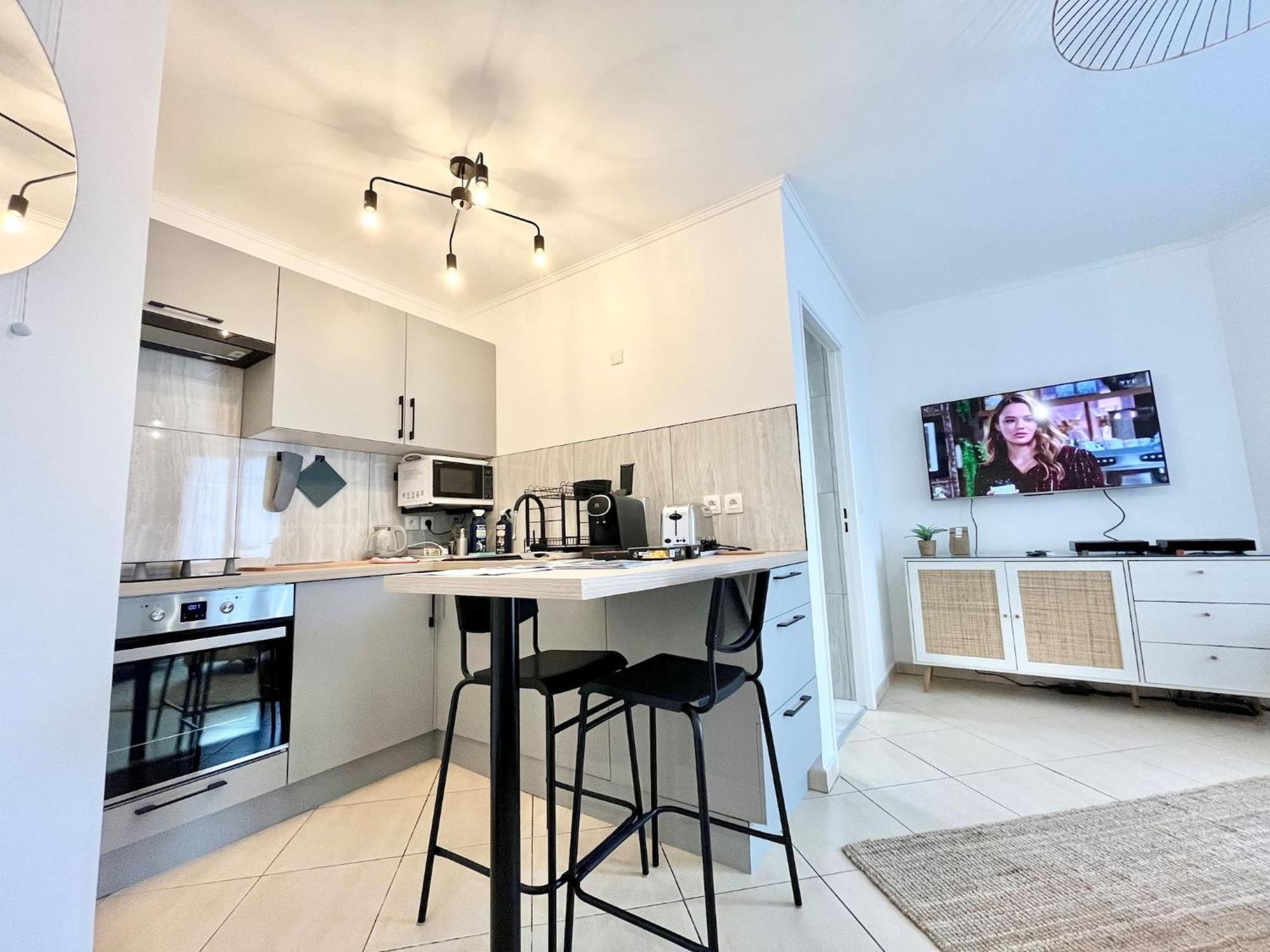 'La Villa Melanie' Neuf, Equipe, Terrasse, Centre Menton Exteriör bild
